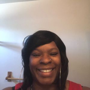 Meet your Posher, Toni